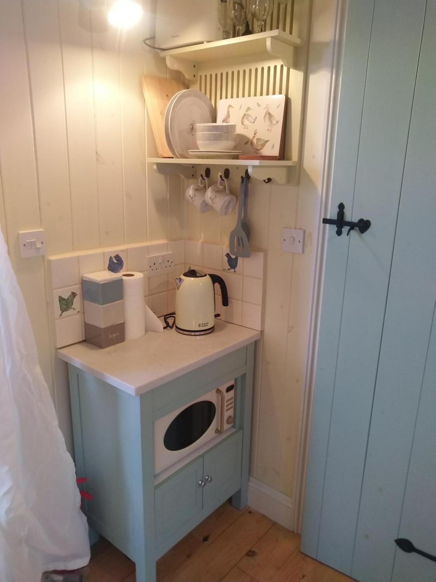 The Shepherd's Hut At Beechcroft * Worcester
